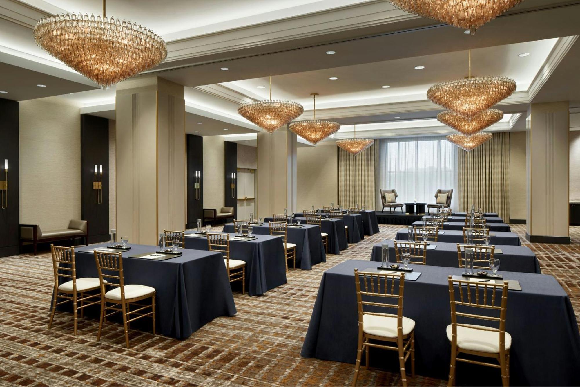 Hotel The Ritz-Carlton, Tysons Corner Exteriér fotografie